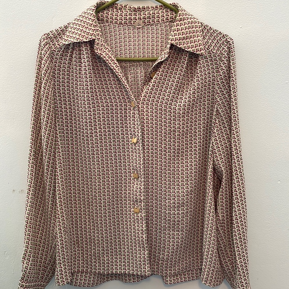 Vintage Jewel Button Buttondown